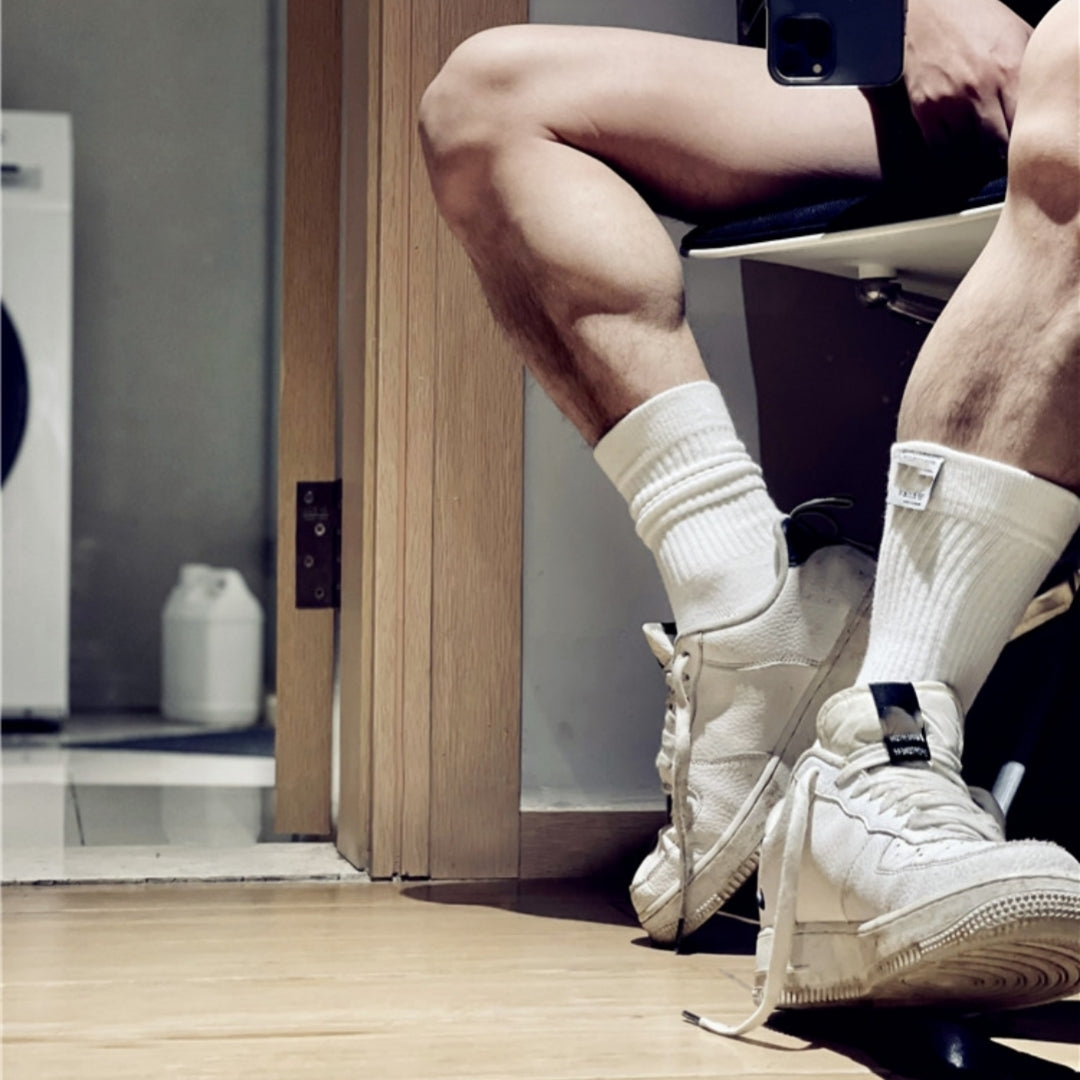 Men’s Extra Thick Cotton Letter Crew Socks – Solid Color